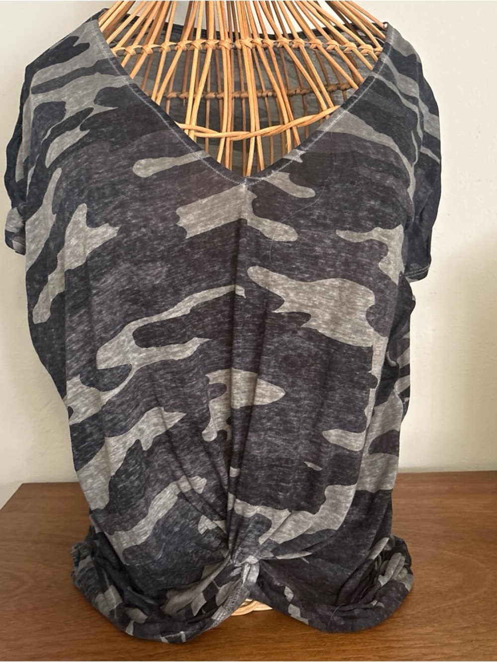 Lucky Brand V-Neck Gray Camo Knot Front Women's Top